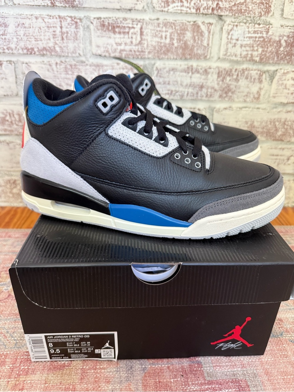 Jordan Men's Black/Blue/Gray Leather Retro Sneakers